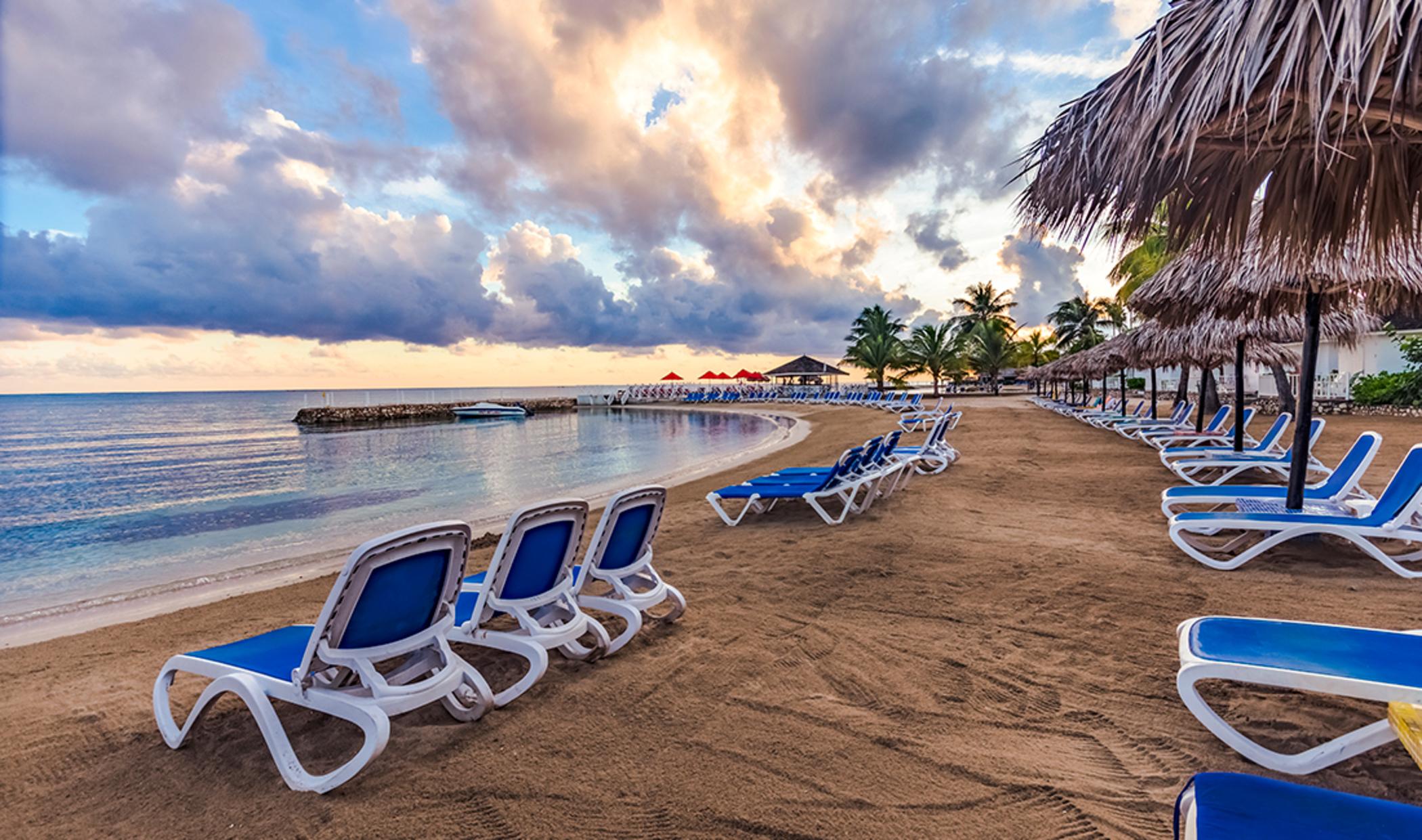 Decameron Club Caribbean Runaway Bay, Ramada All-Inclusive Resort Exterior foto