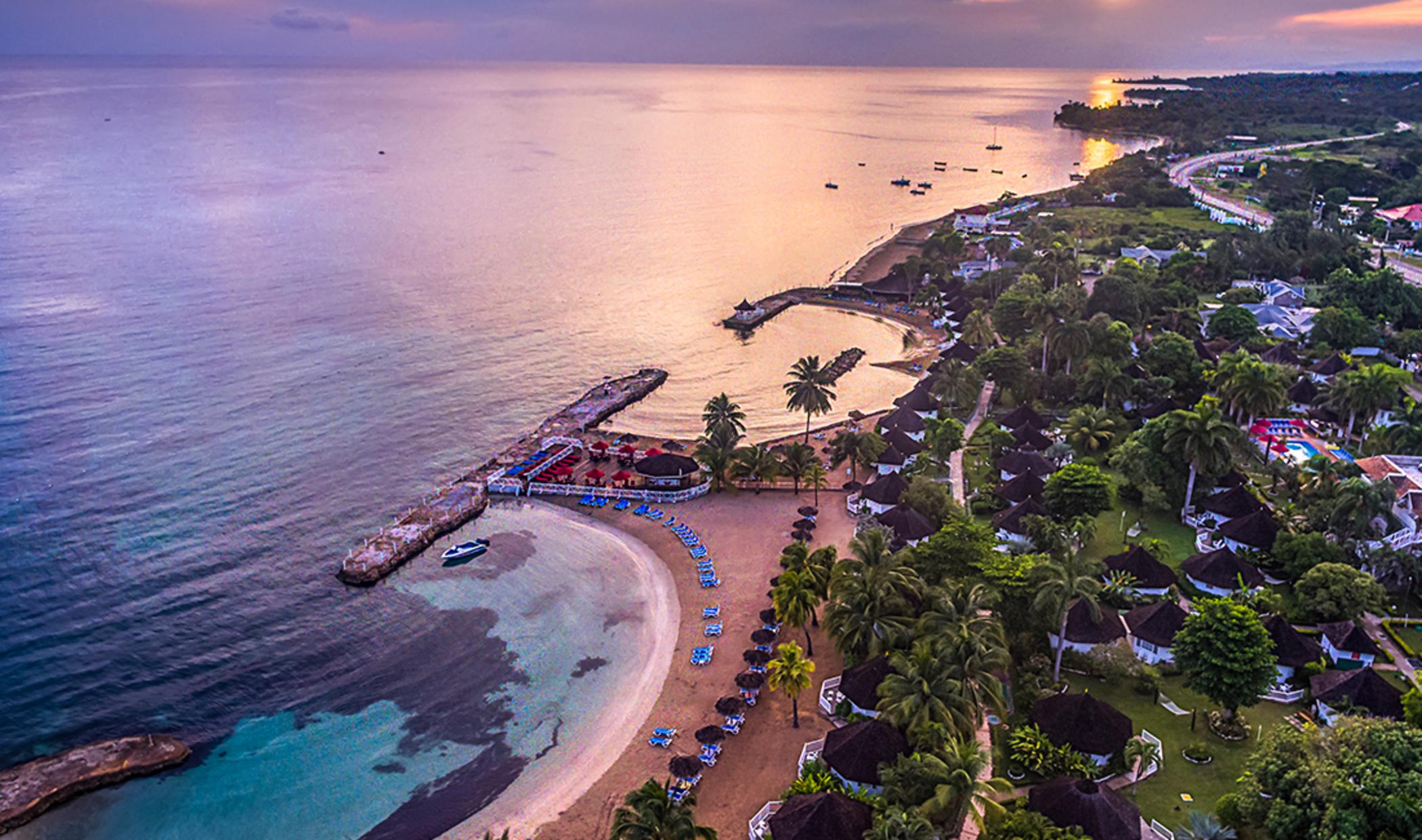Decameron Club Caribbean Runaway Bay, Ramada All-Inclusive Resort Exterior foto
