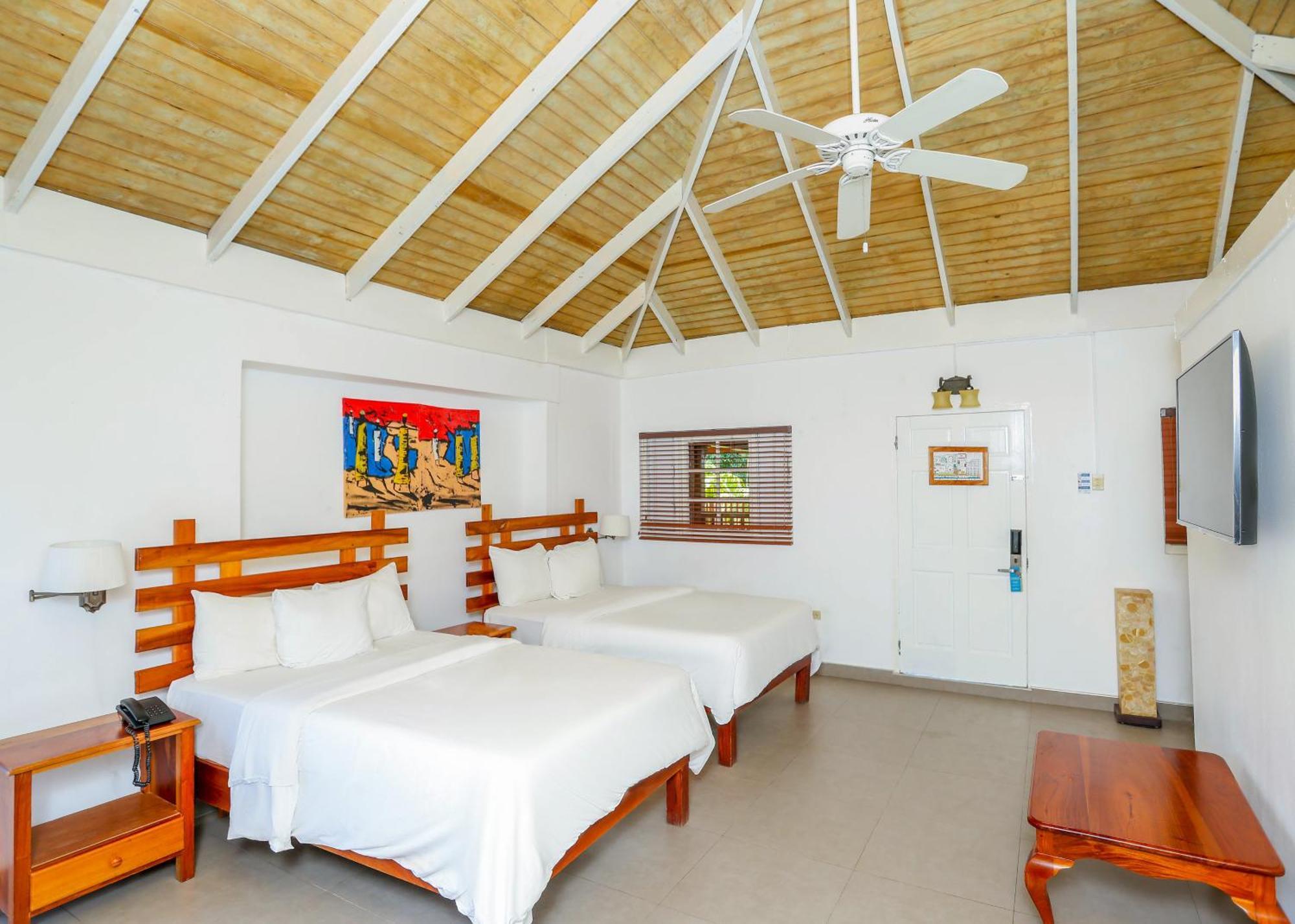 Decameron Club Caribbean Runaway Bay, Ramada All-Inclusive Resort Exterior foto